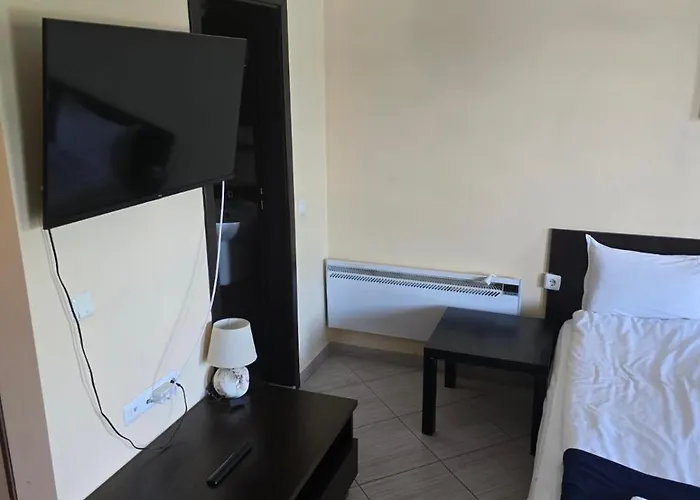 Paradiso Apartment *